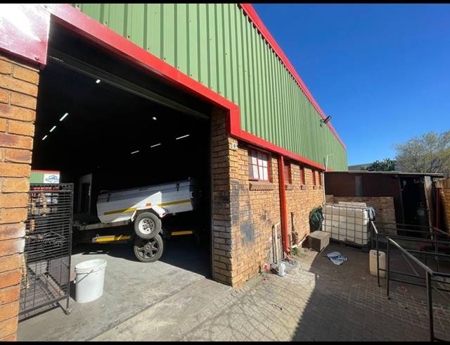 INDUSTRIAL PROPERTY TO RENT IN HENNOPSPARK